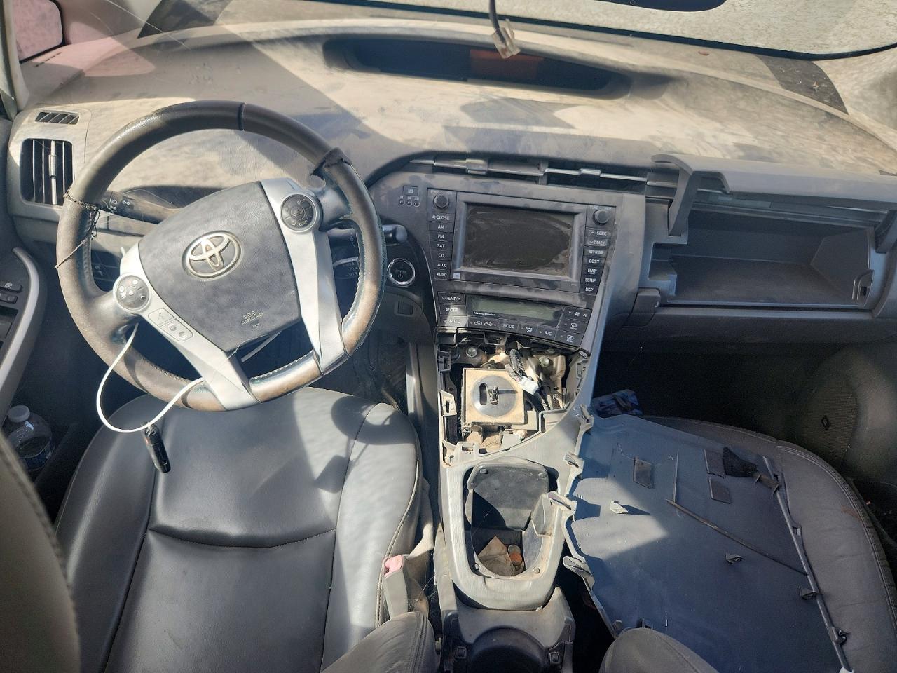 2010 Toyota Prius Iv White vin: JTDKN3DU9A5156034