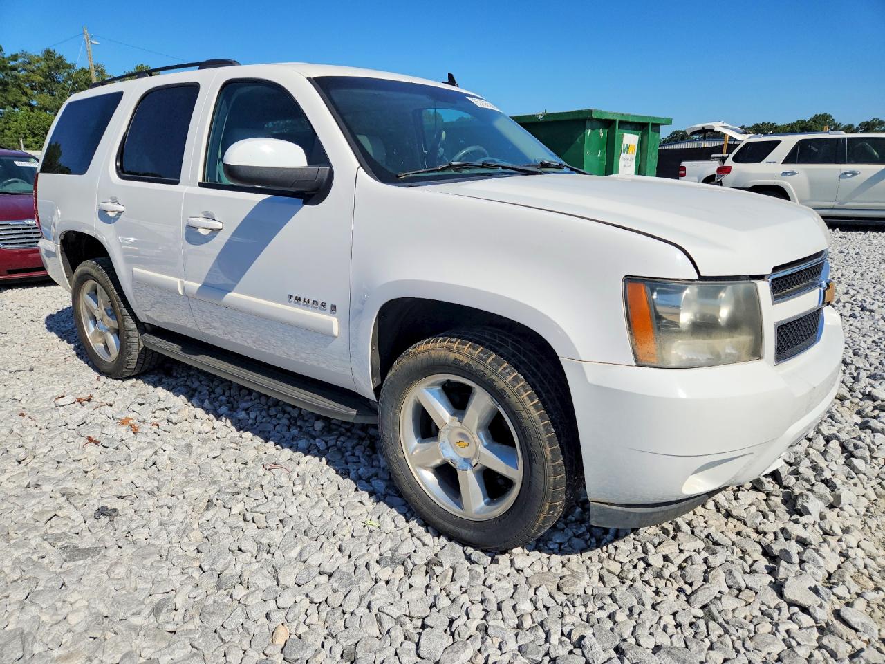 2008 Chevrolet Tahoe C1500 White vin: 1GNFC13068R115140