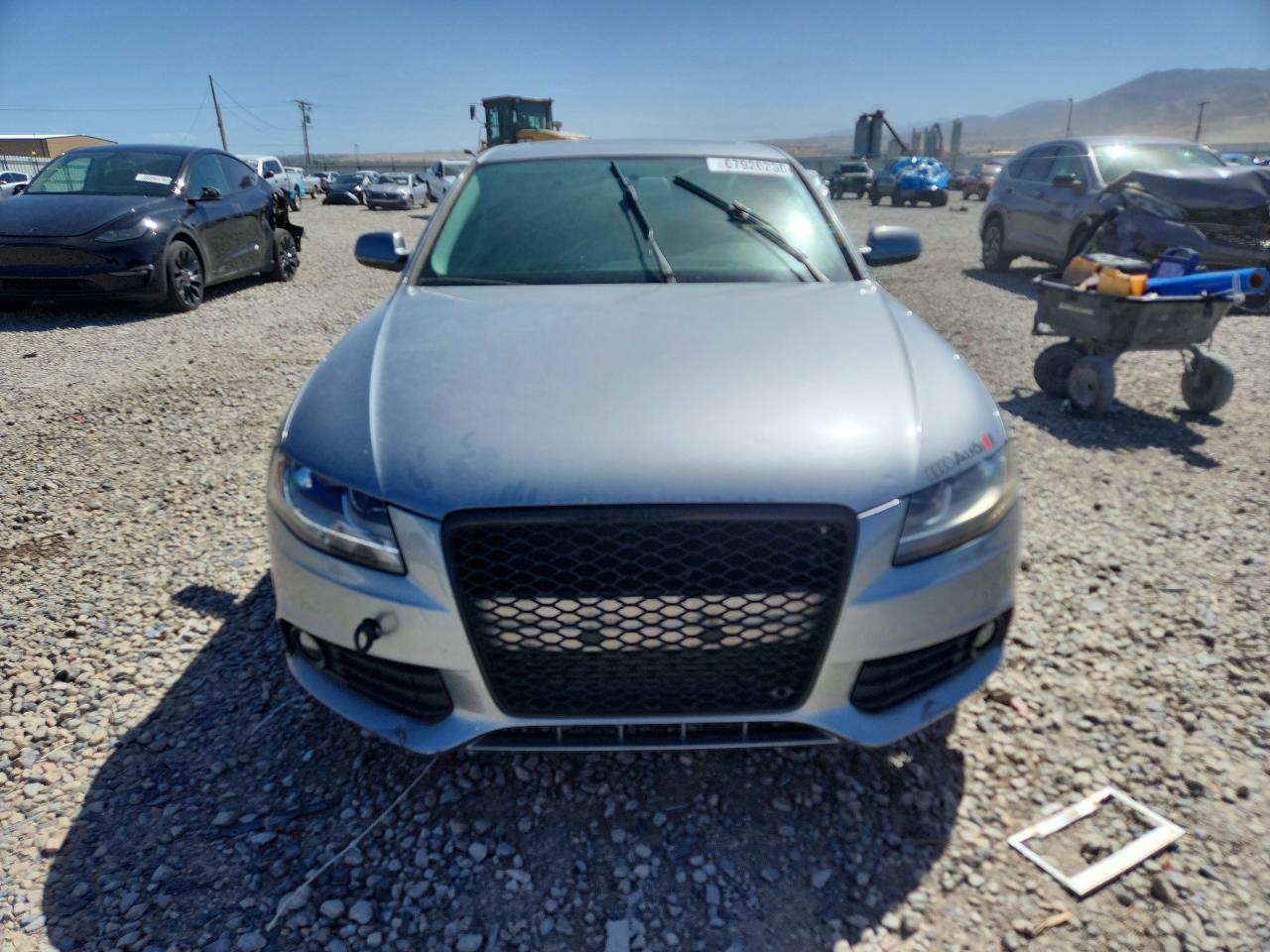 2011 Audi A4 Premium Gray vin: WAUAFAFL7BN010487