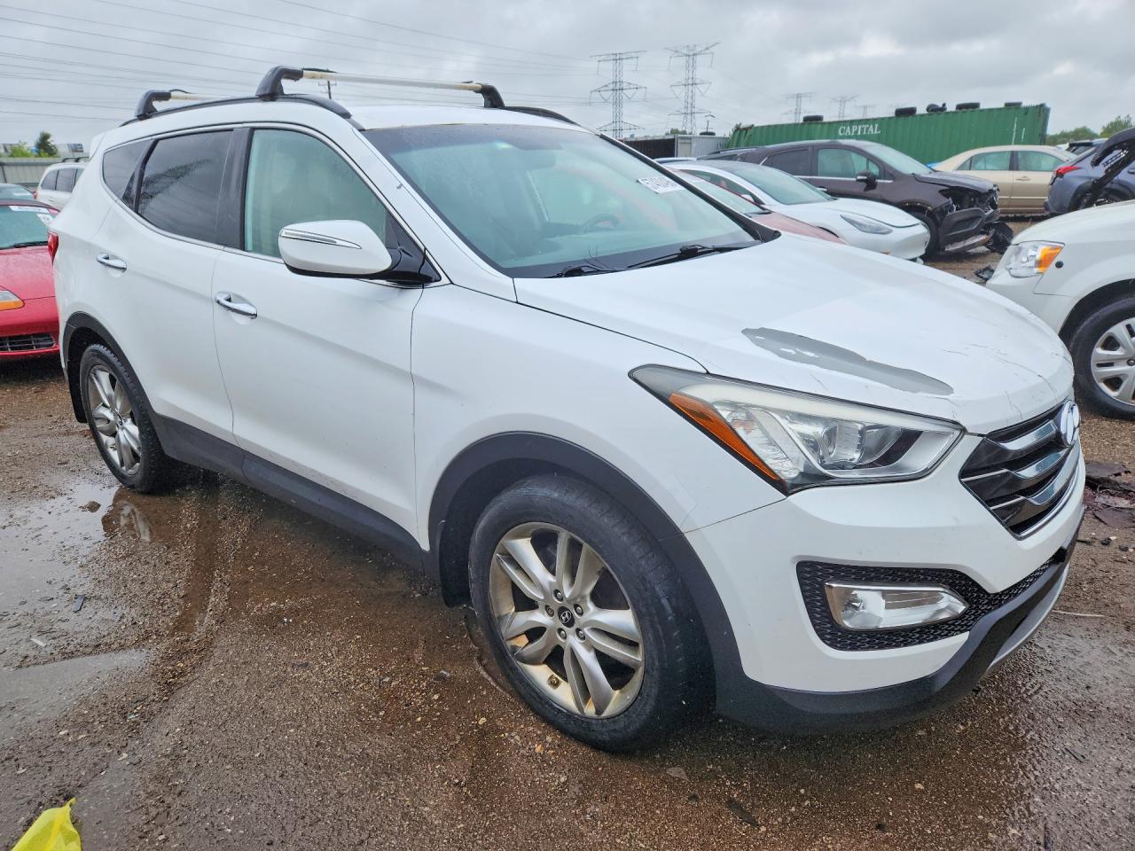 2013 Hyundai Santa Fe Sport 2.0t White vin: 5XYZUDLA4DG071273
