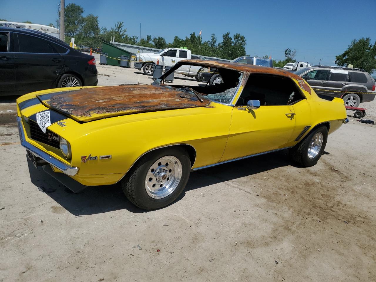 1969 Chev Camaro Yellow vin: 124379N574289