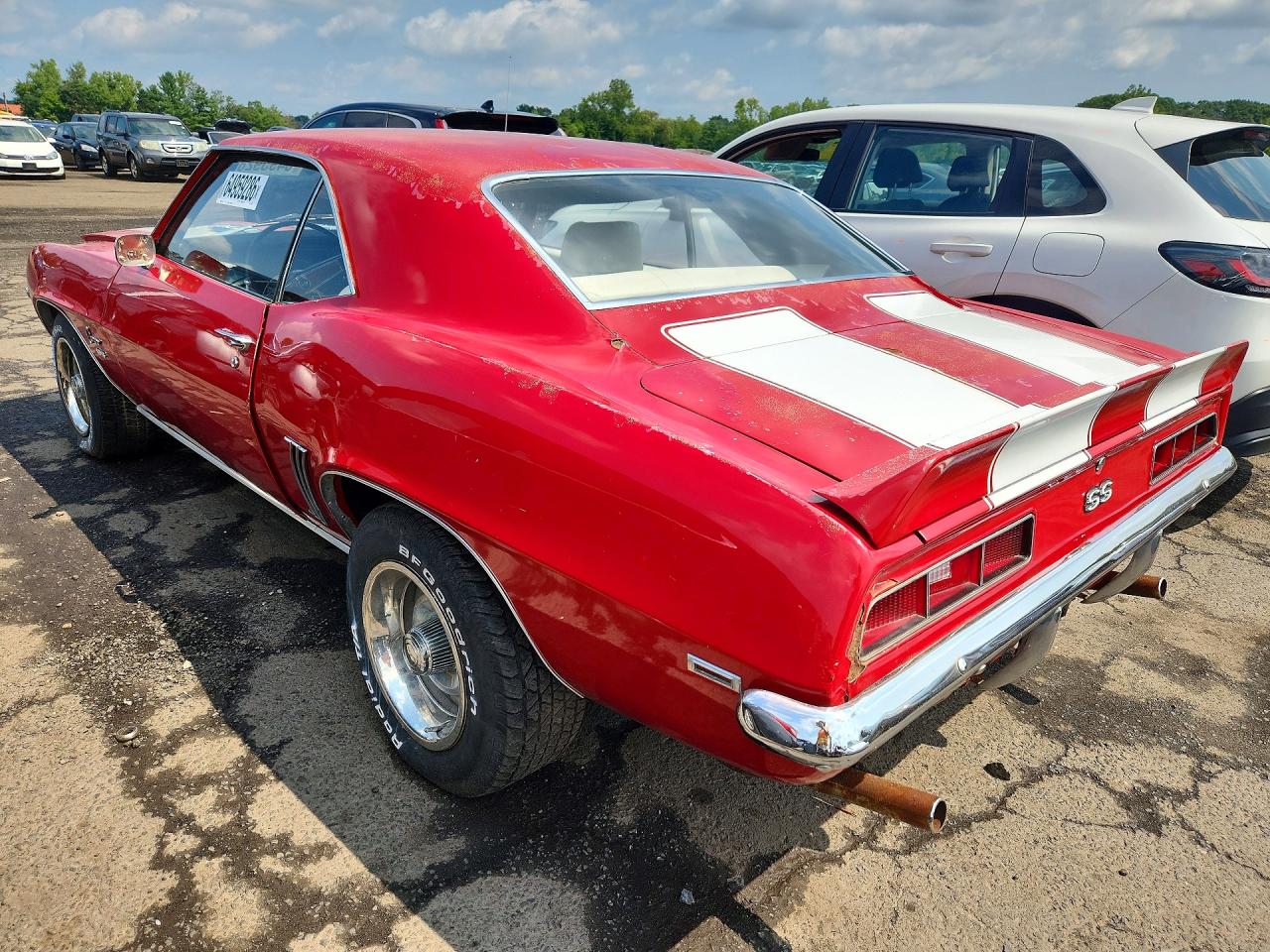 1969 Chevrolet Camaro Red vin: 124379N690790