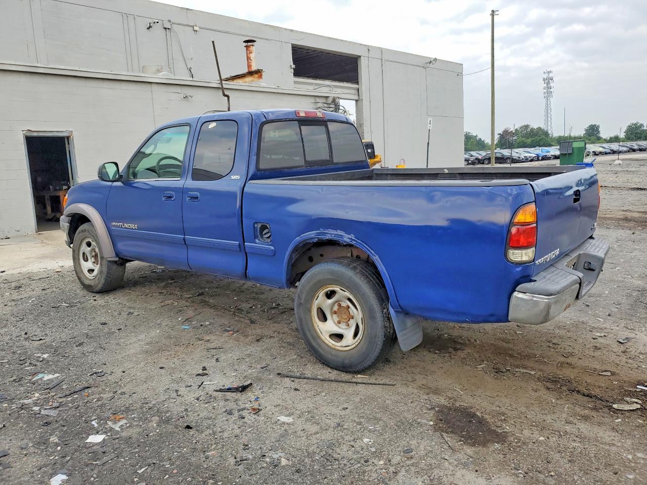 2002 Toyota Tundra Sr5 Blue vin: 5TBRN34132S229200