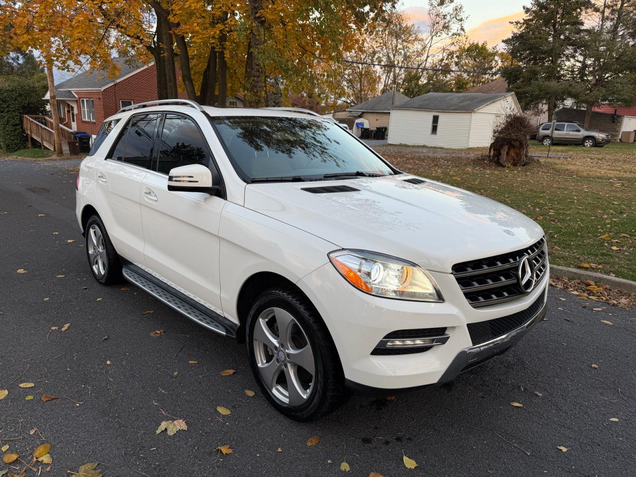 2015 Mercedes-benz Ml 350 4matic White vin: 4JGDA5HB2FA618064