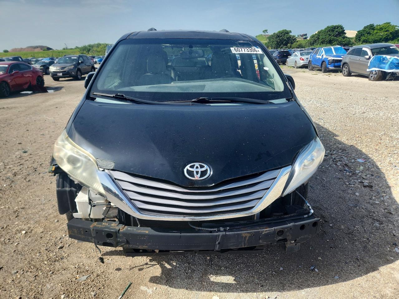2015 Toyota Sienna Xle Premium 8-passenger Black vin: 5TDYK3DC1FS571201