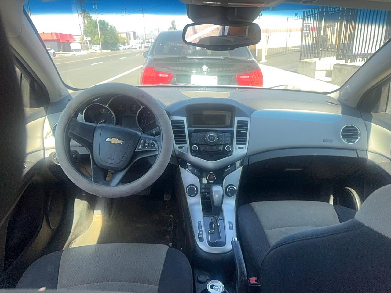 2012 Chevrolet Cruze Ls Белый vin: 1G1PC5SH1C7252673