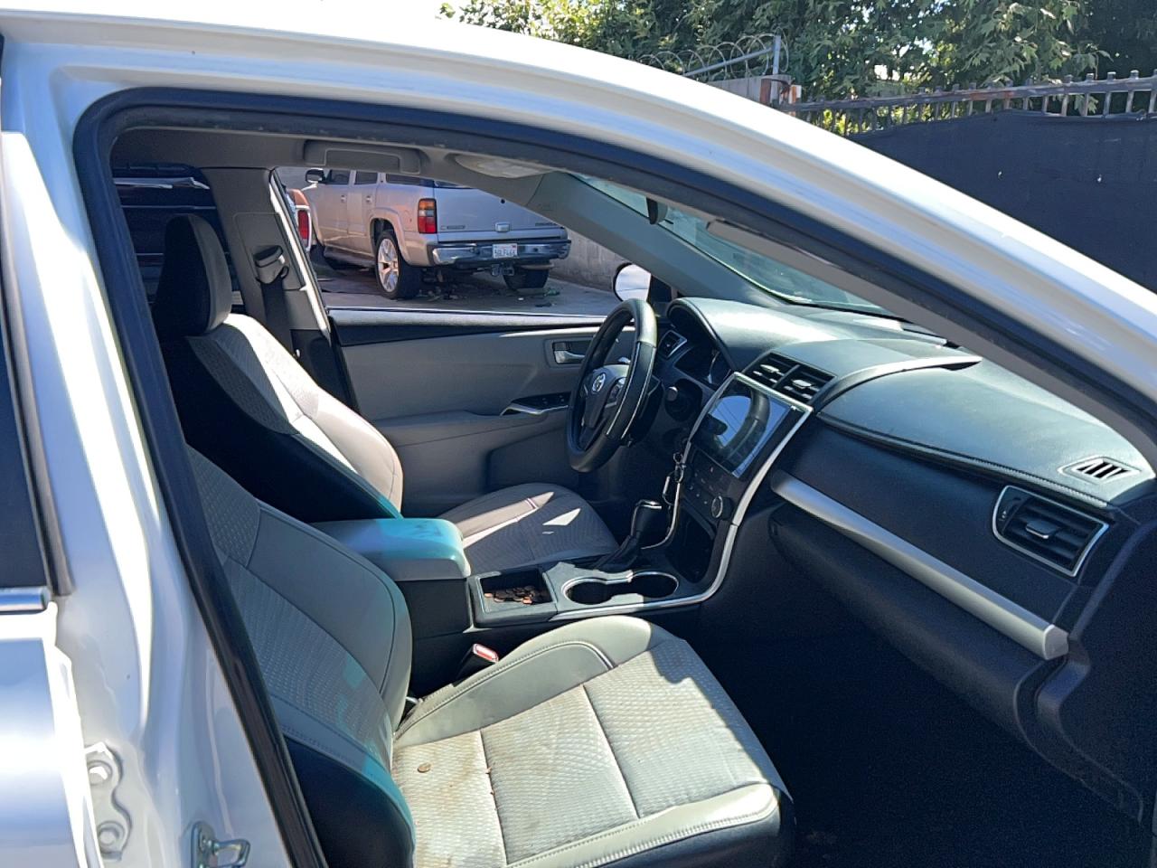 2015 Toyota Camry Se White vin: 4T1BF1FK1FU068987