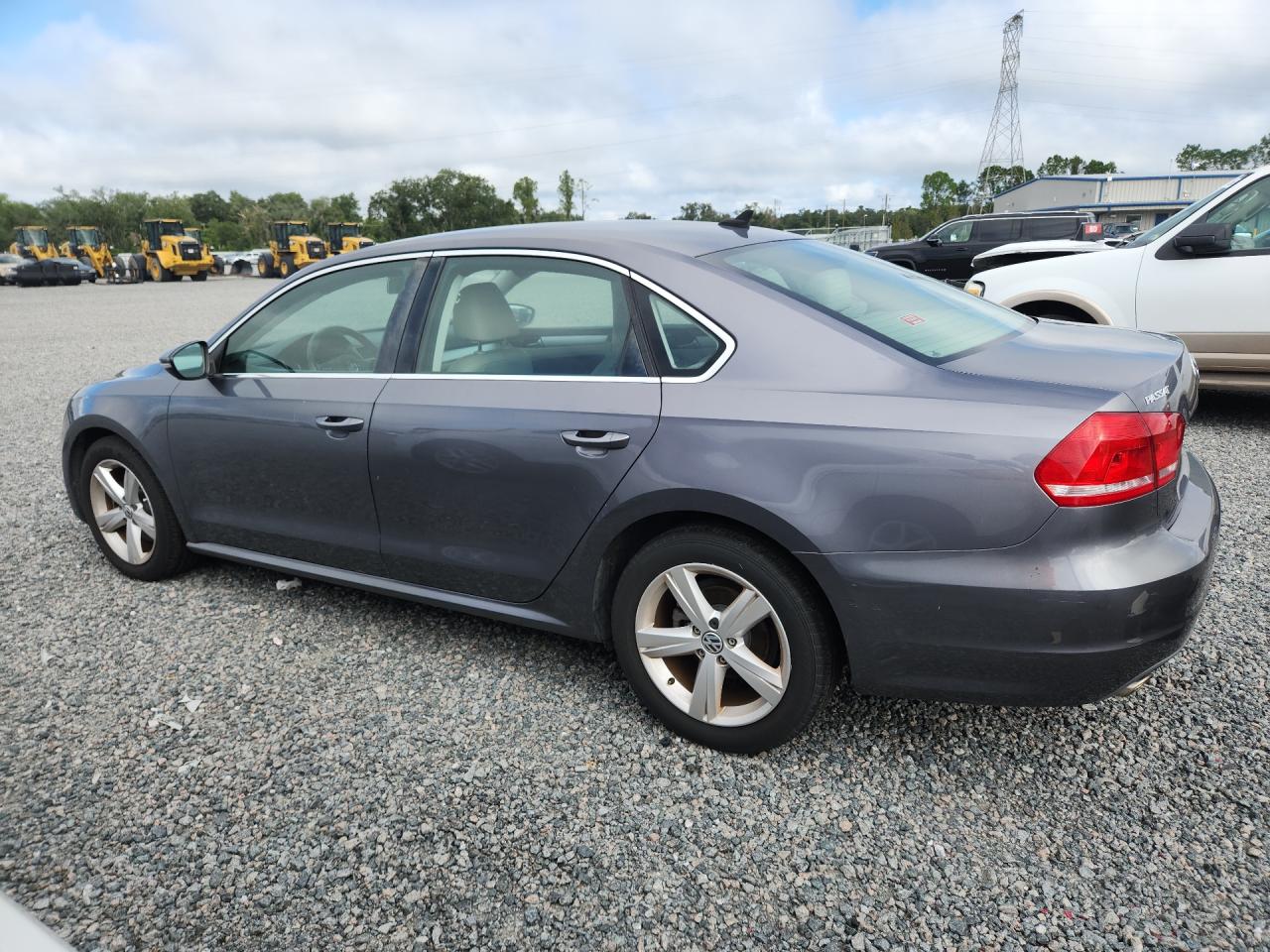 2012 Volkswagen Passat Se Gray vin: 1VWBH7A32CC031916