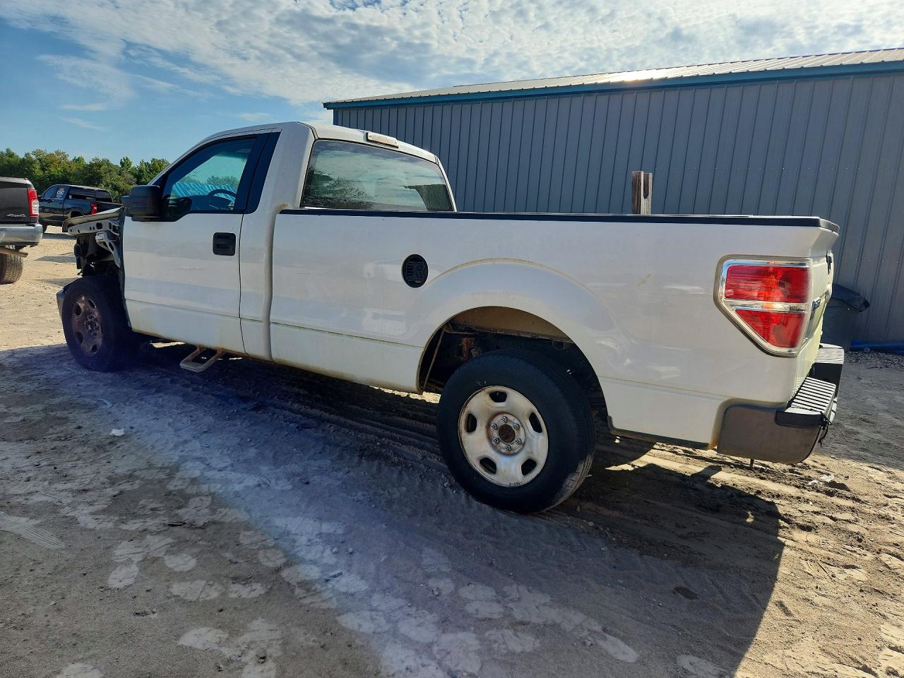 2012 Ford F150 White vin: 1FTNF1CF9CKD44672