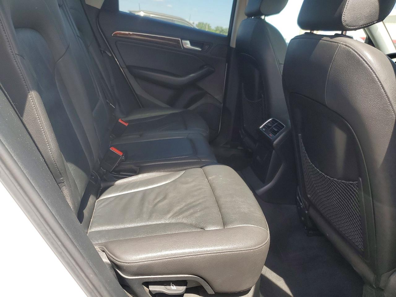 2015 Audi Q5 Premium Plus Белый vin: WA1LFAFP6FA138936