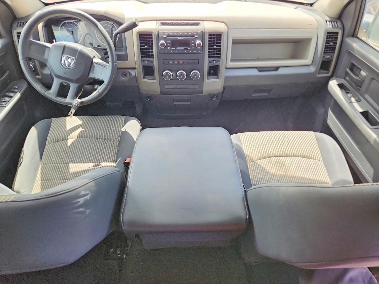 2009 Dodge Ram 1500 White vin: 1D3HB18K09S753125