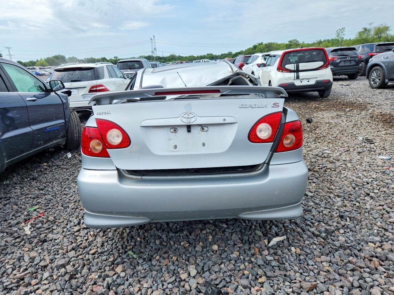 2005 Toyota Corolla S Silver vin: 1NXBR32E45Z519900