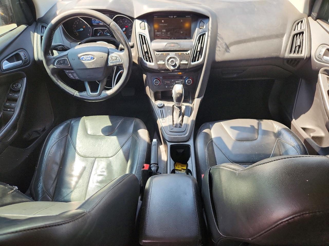 2015 Ford Focus Se Gray vin: 1FADP3F27FL210342