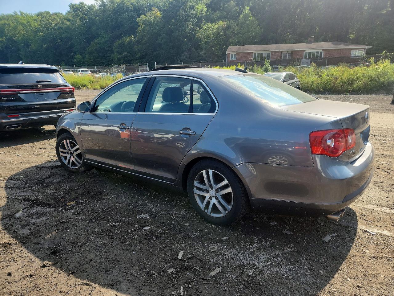 2005 Volkswagen New Jetta 2.5l Option Package 2 Gray vin: 3VWDF71K65M640871