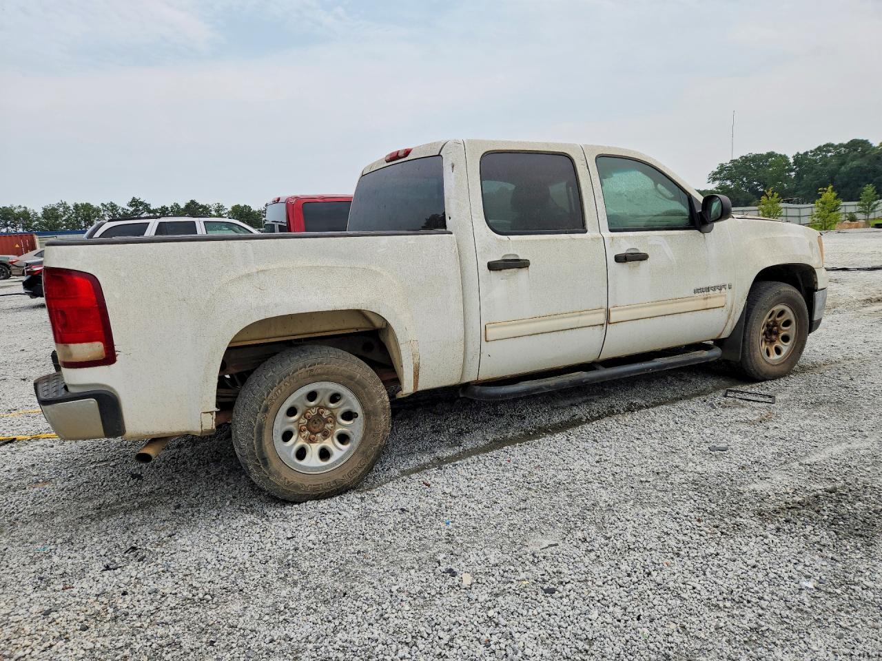 2008 Gmc Sierra C1500 White vin: 3GTEC13C18G100284