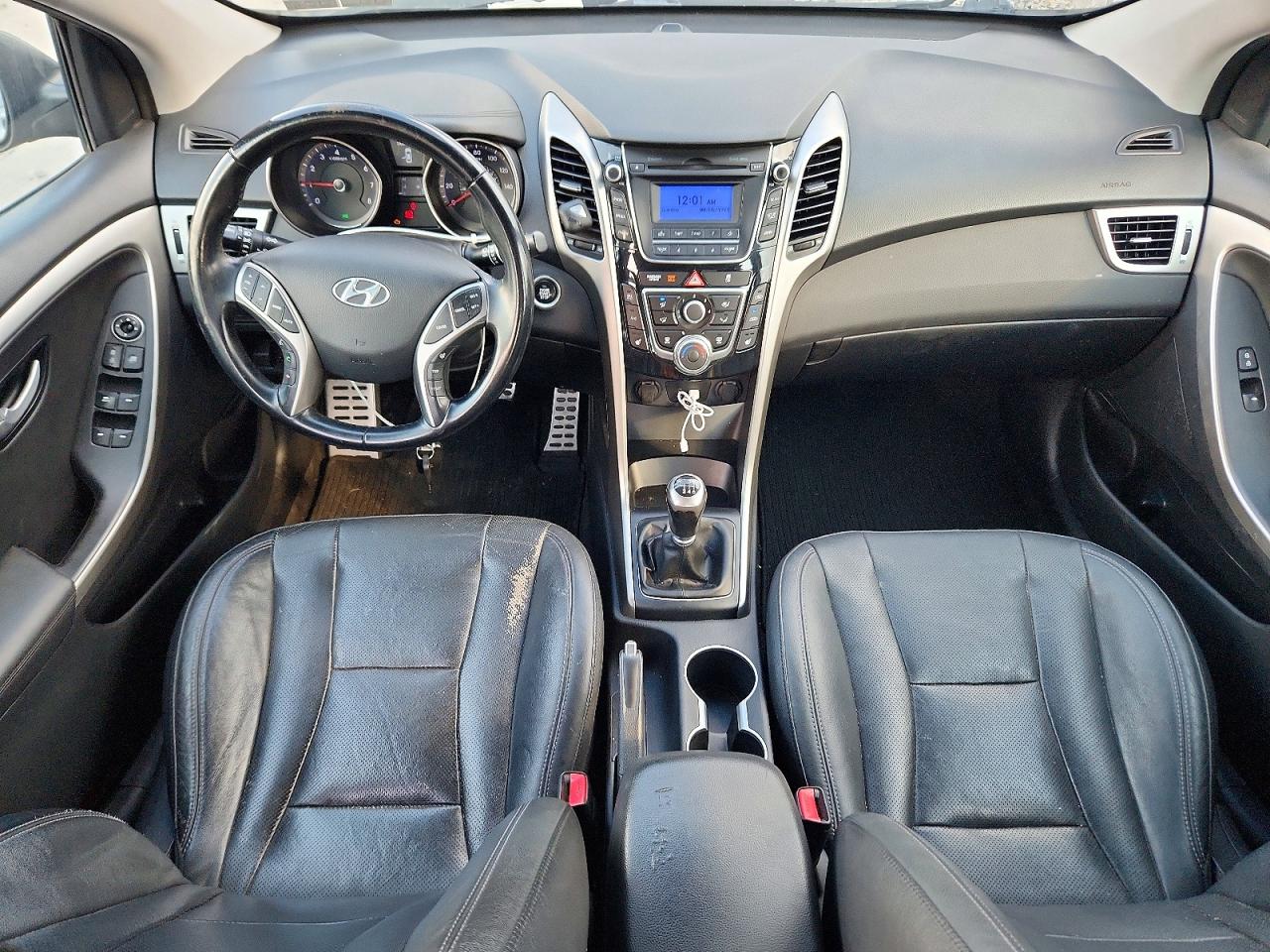 2014 Hyundai Elantra Gt Base Gray vin: KMHD35LH2EU219285