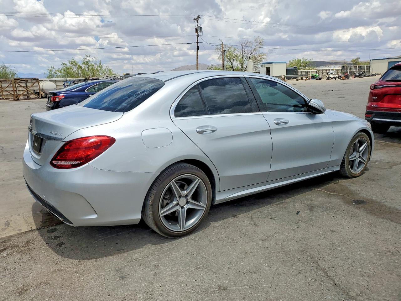 2015 Mercedes-benz C 400 4matic Silver vin: 55SWF6GB8FU023263