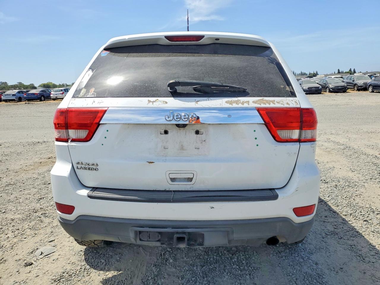 2013 Jeep Grand Cherokee Laredo White vin: 1C4RJFAG2DC646230