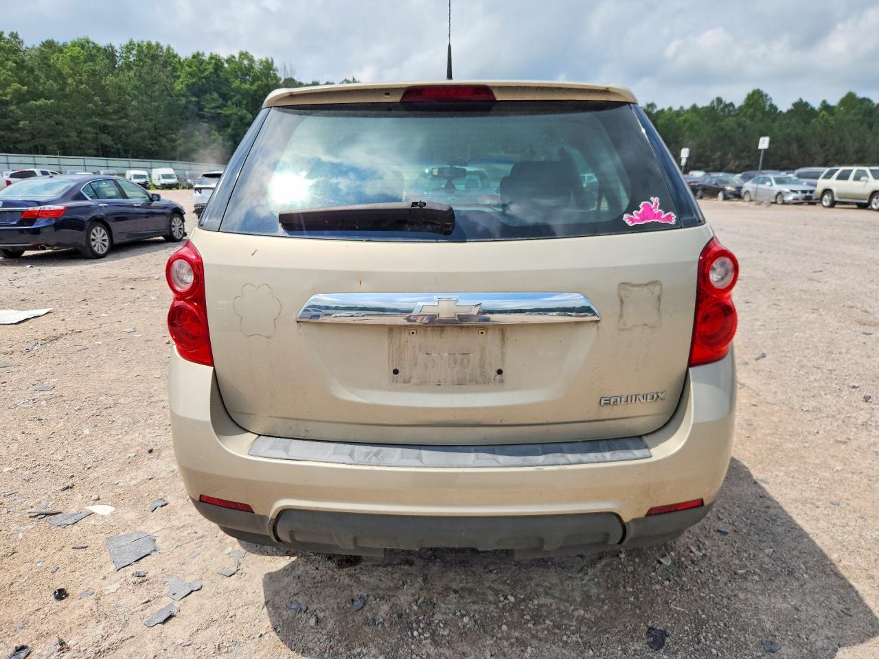 2011 Chevrolet Equinox Ls Cream vin: 2GNALBEC9B1265878