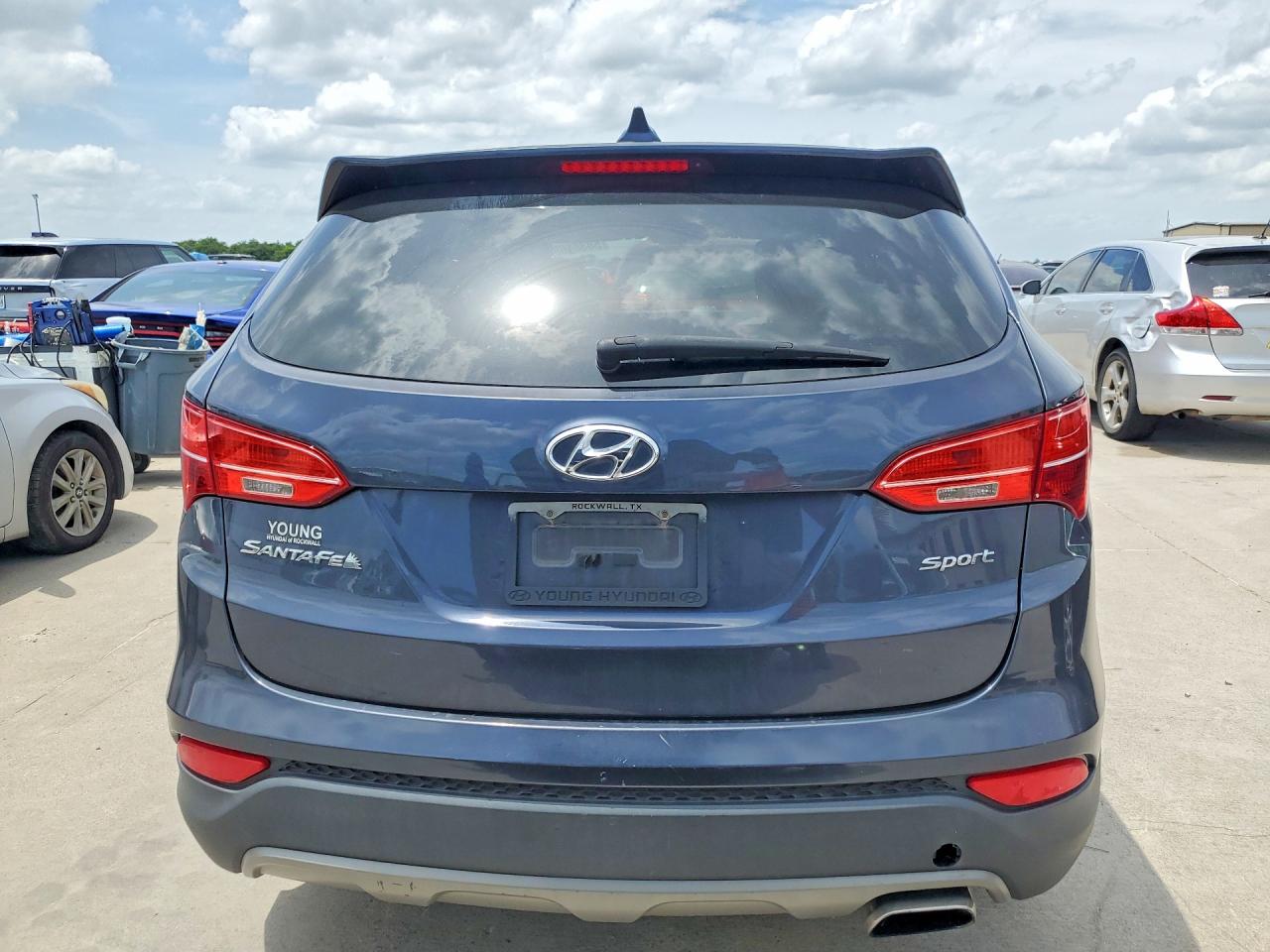 2015 Hyundai Santa Fe Sport 2.4l Blue vin: 5XYZT3LB0FG292328