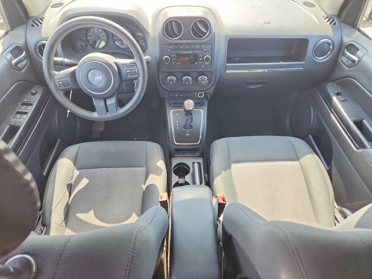 2012 Jeep Compass Sport White vin: 1C4NJCBAXCD605487