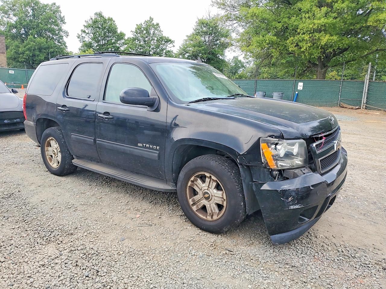 2009 Chevrolet Tahoe C1500 Lt Black vin: 1GNEC23309R300944