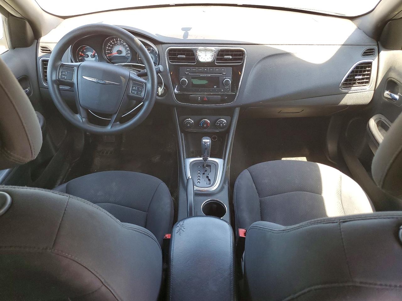 2013 Chrysler 200 Lx White vin: 1C3CCBAB9DN634811