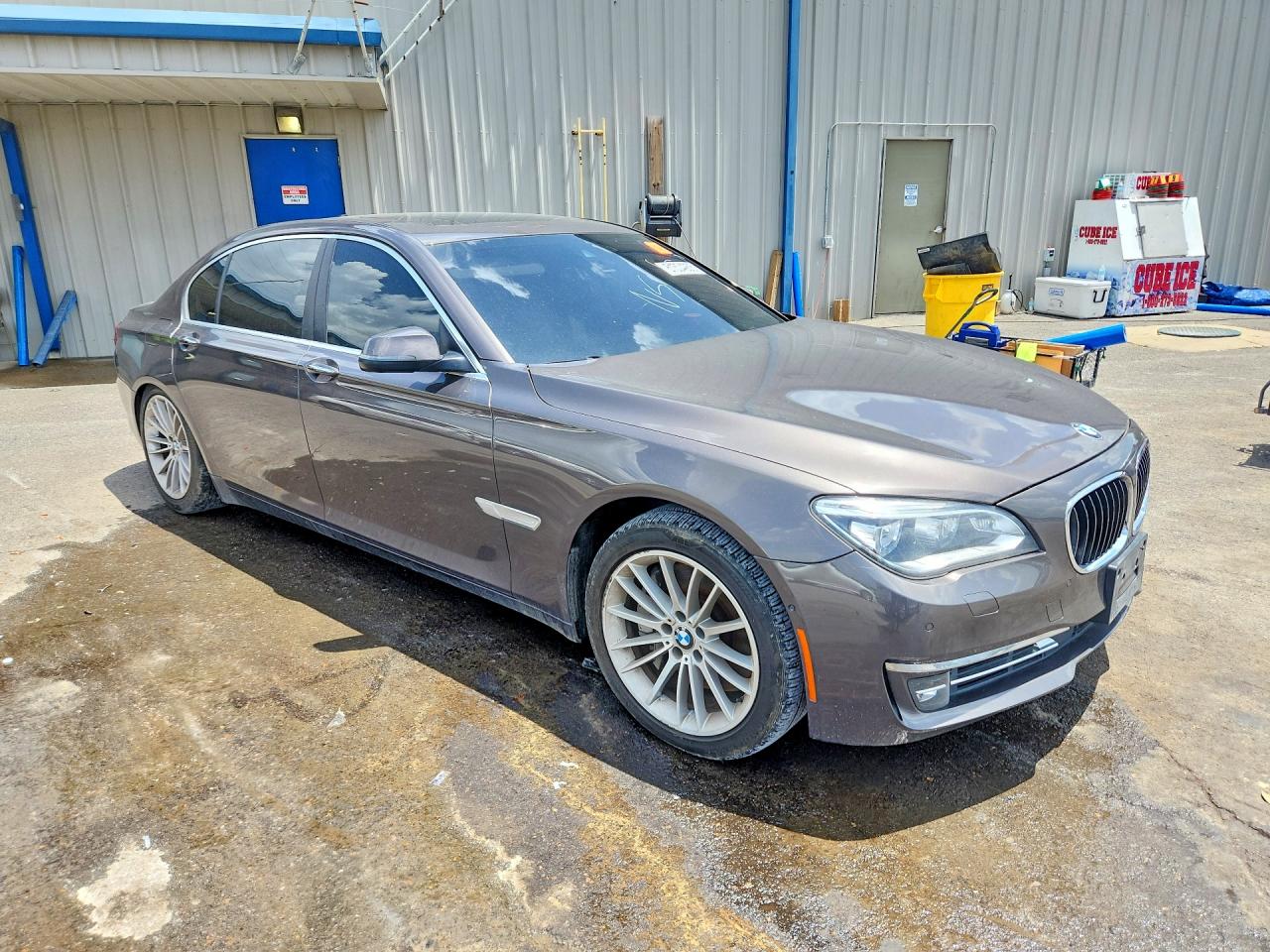 2014 Bmw 750 Lxi Gray vin: WBAYF8C59ED142576