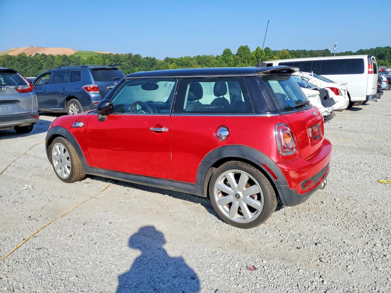 2007 Mini Cooper S Red vin: WMWMF73567TL90253