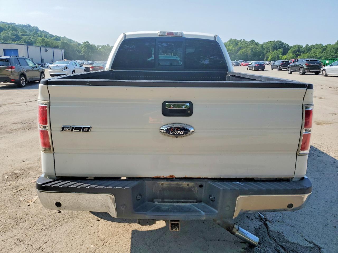 2013 Ford F150 Supercrew White vin: 1FTFW1ET8DFB18558