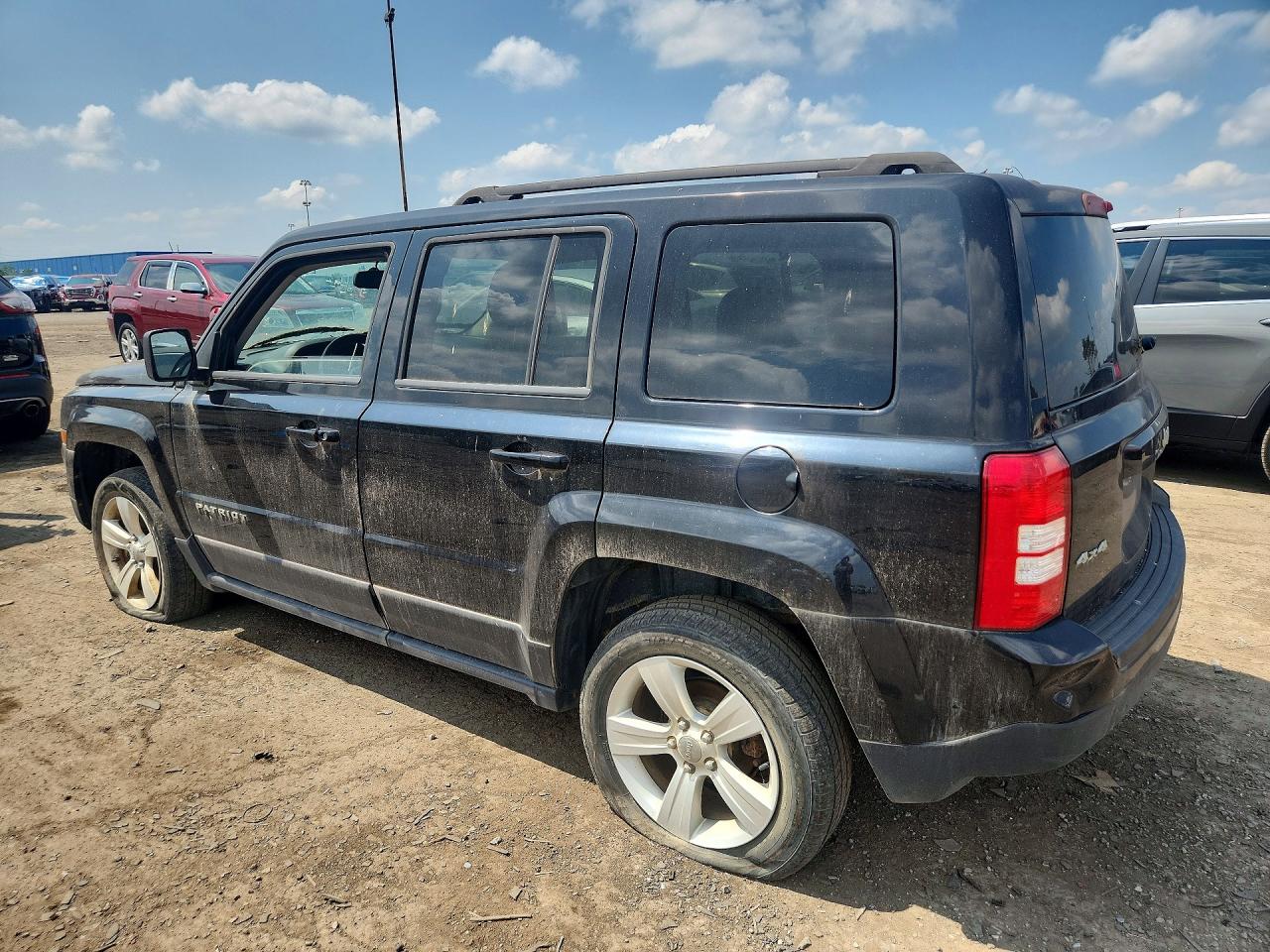 2014 Jeep Patriot Latitude Черный vin: 1C4NJRFB5ED820896