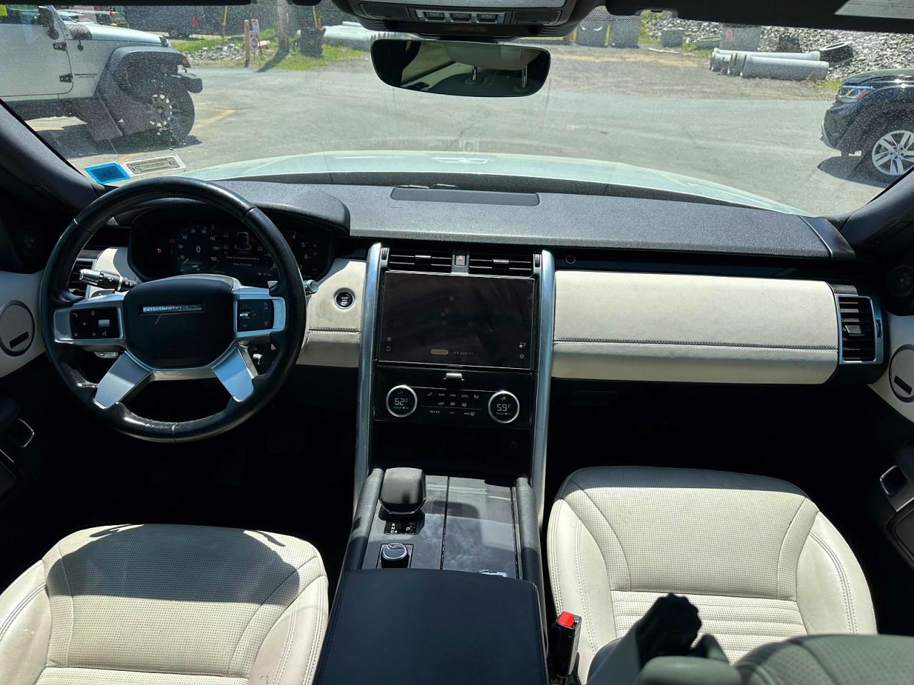 2022 Land Rover Discovery S Silver vin: SALRJ2EX2N2460352