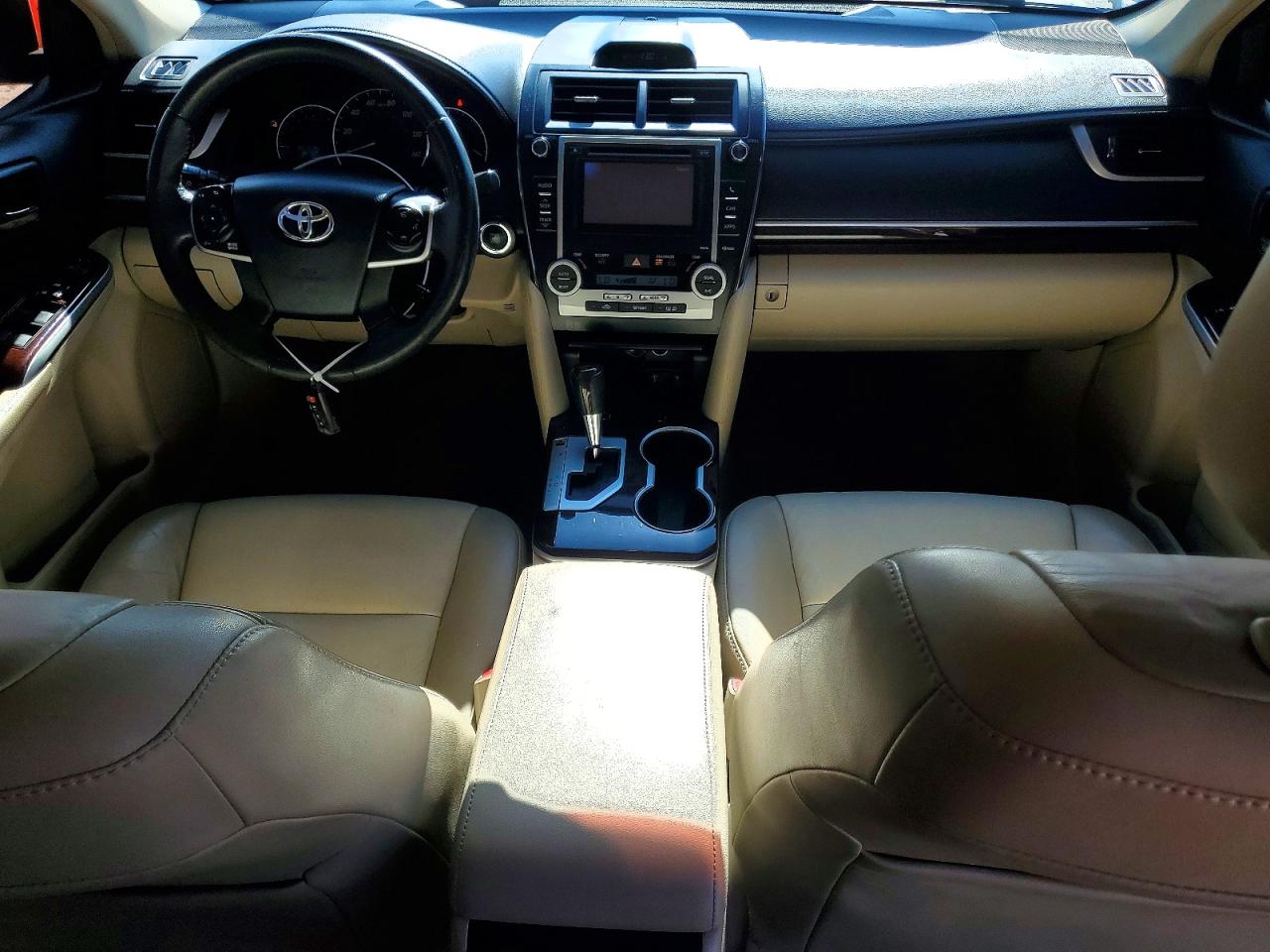 2014 Toyota Camry Xle White vin: 4T4BF1FK1ER345433