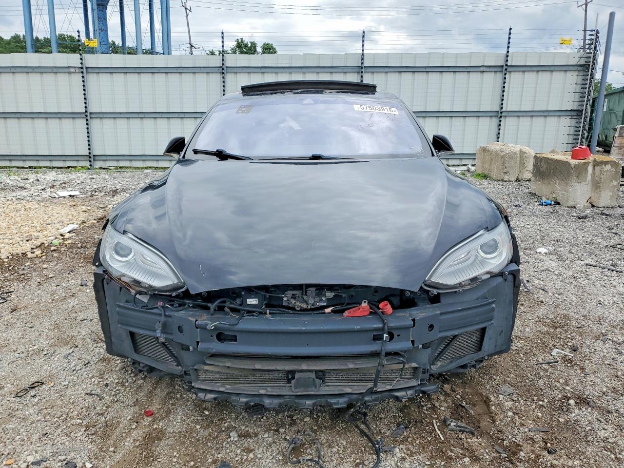 2014 Tesla Model S Black vin: 5YJSA1H20EFP66661