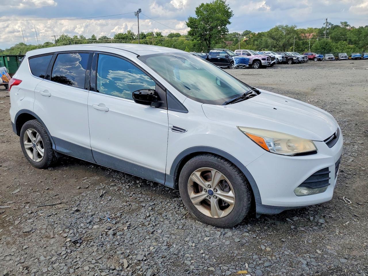 2013 Ford Escape Se White vin: 1FMCU9GX8DUD94639