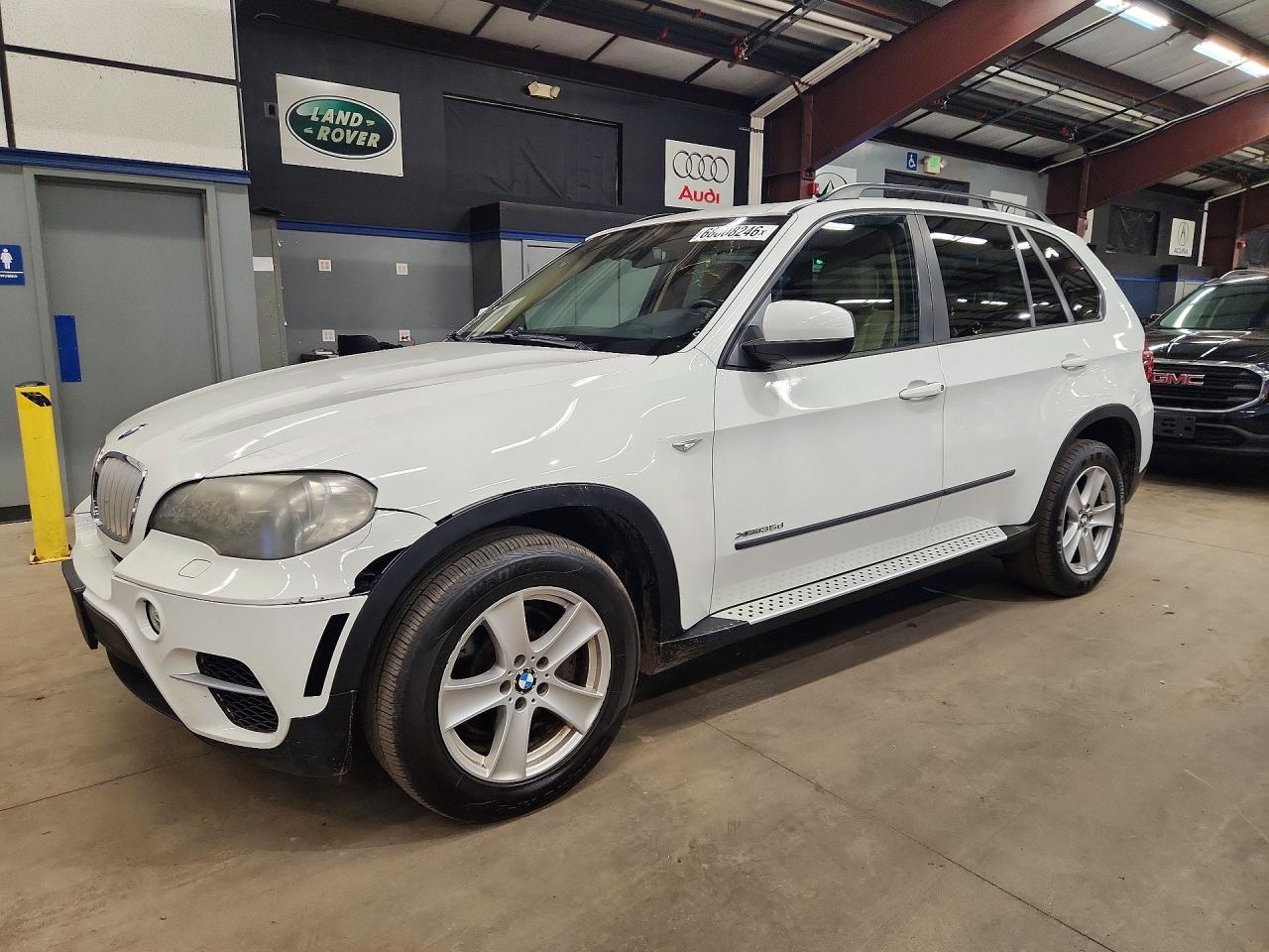 2011 Bmw X5 Xdrive35d Белый vin: 5UXZW0C54BL370946