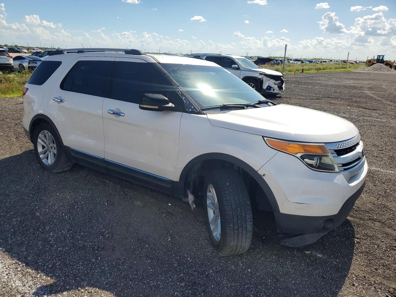 2013 Ford Explorer Xlt White vin: 1FM5K7D86DGA86819