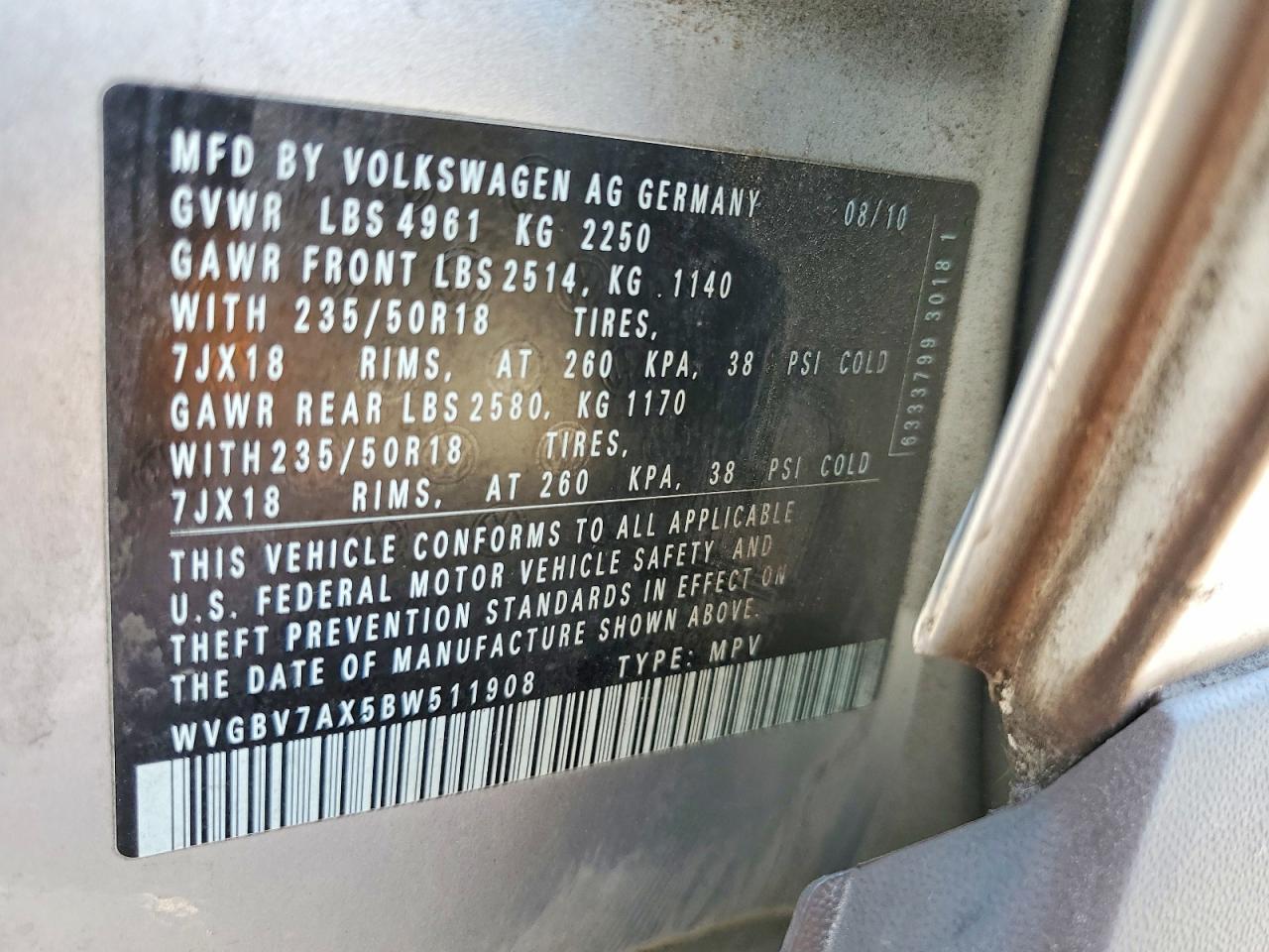 2011 Volkswagen Tiguan S Silver vin: WVGBV7AX5BW511908