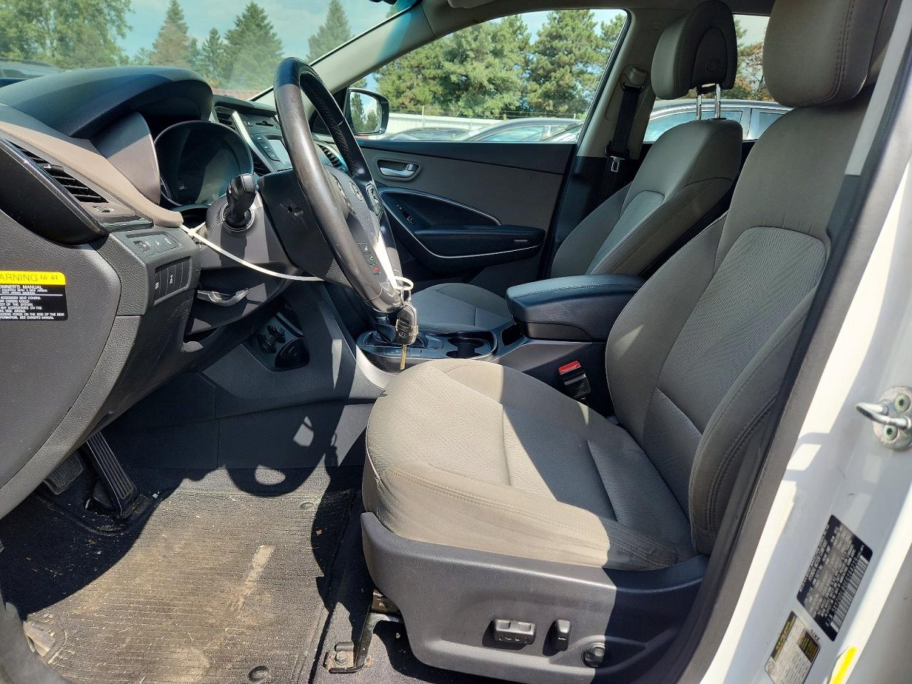 2014 Hyundai Santa Fe Sport White vin: 5XYZUDLB0EG164219