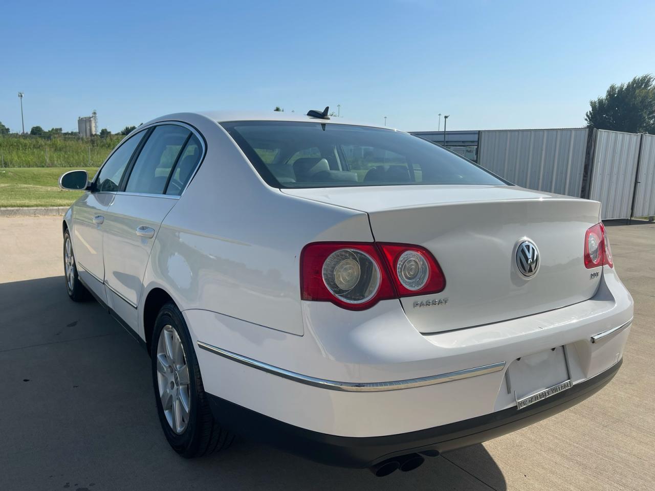 2006 Volkswagen Passat 2.0t Белый vin: WVWAK73C36P169054