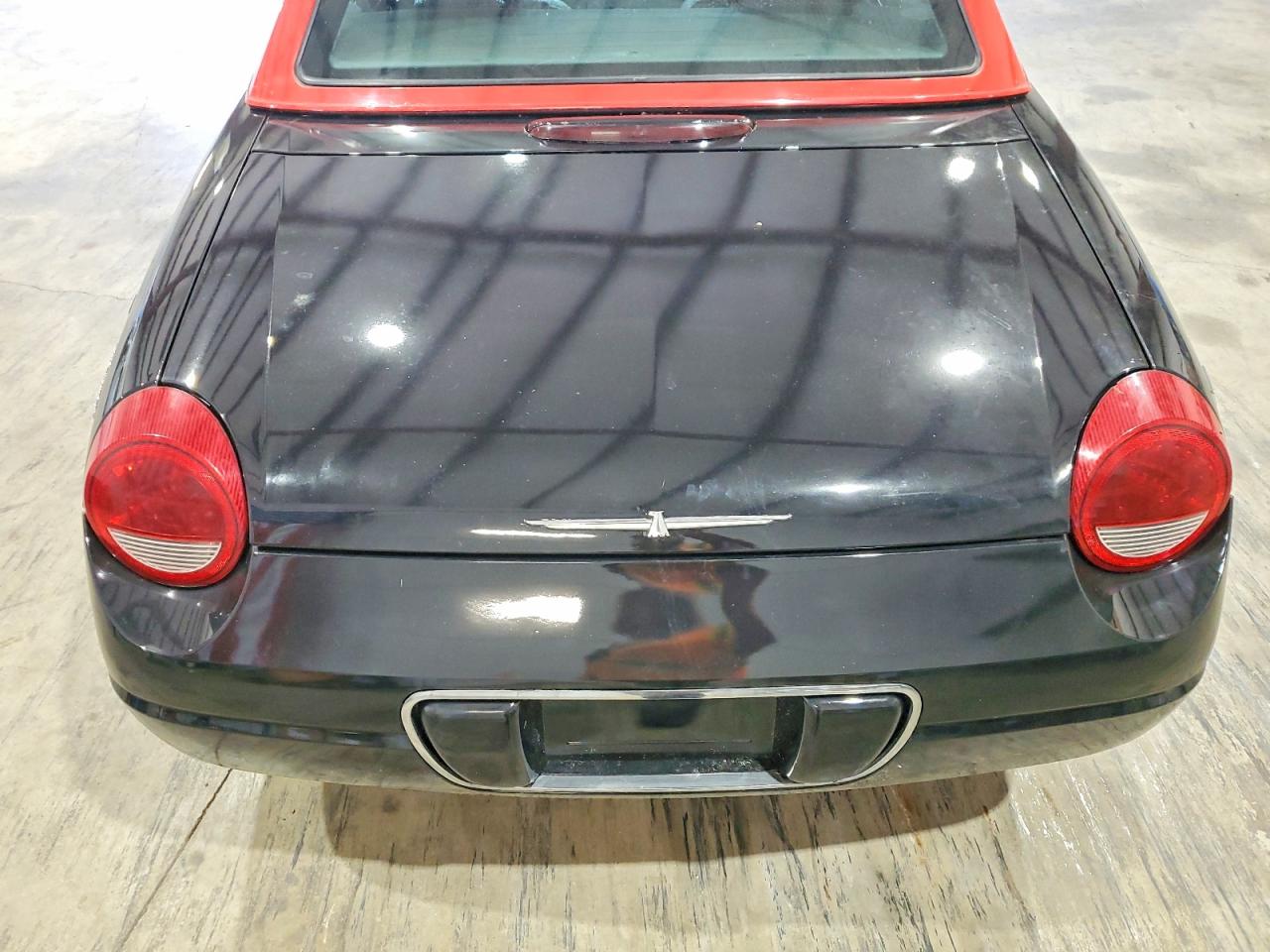 2002 Ford Thunderbird Black vin: 1FAHP60A02Y111037