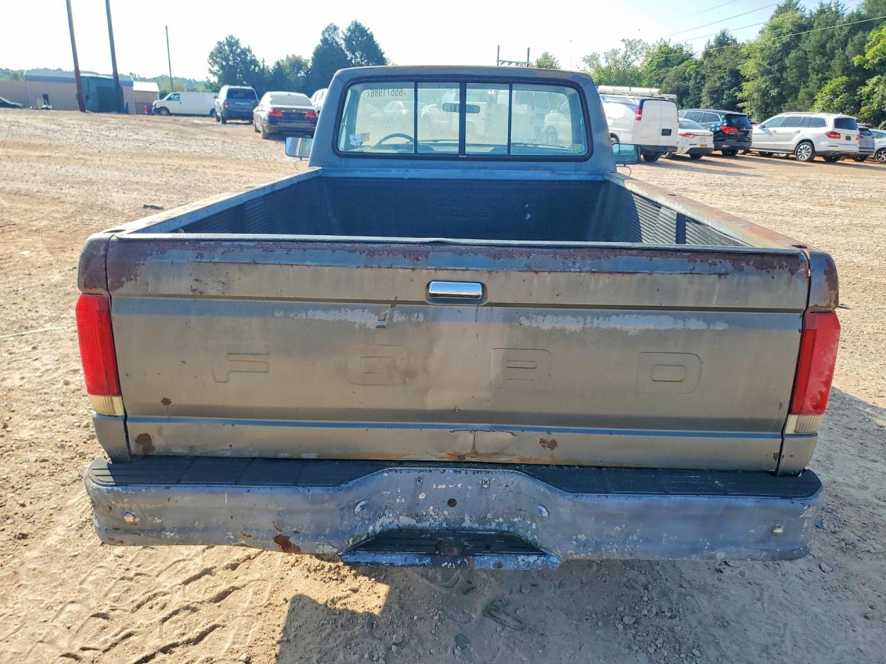 1988 Ford F150 Gray vin: 1FTDF15Y2JNB04868