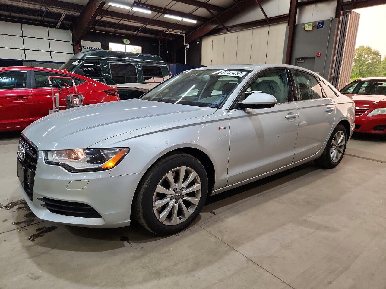 2013 Audi A6 Premium Silver vin: WAUFGAFC6DN083422