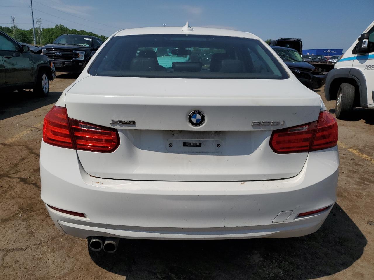 2015 Bmw 328 Xi Sulev White vin: WBA3B5C58FF960777