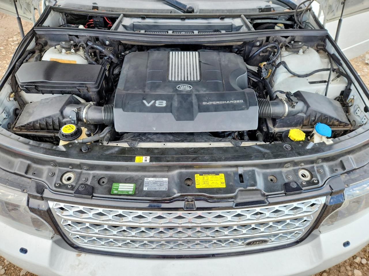 2012 Land Rover Range Rover Hse Luxury White vin: SALMF1E44CA381618