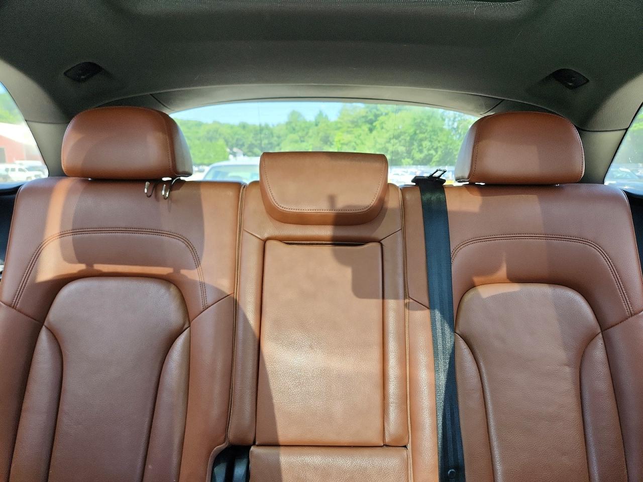 2012 Audi Q5 Premium Plus Черный vin: WA1LFAFPXCA040763