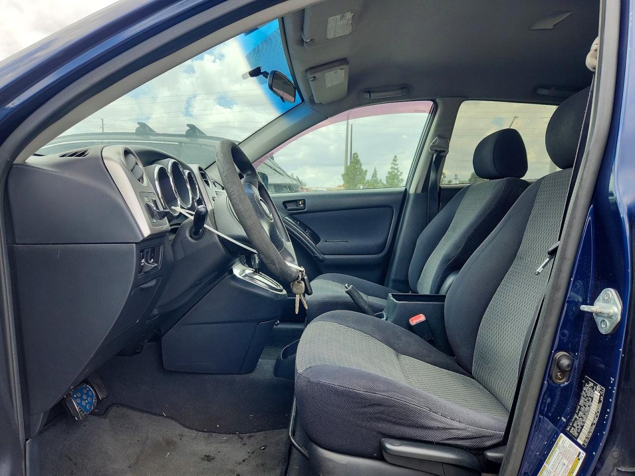 2005 Toyota Corolla Matrix Xr Blue vin: 2T1KR32E55C354795