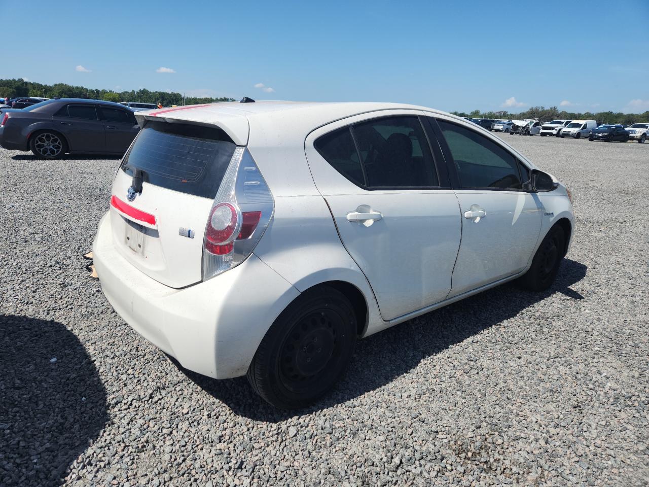 2014 Toyota Prius C Two White vin: JTDKDTB3XE1572717