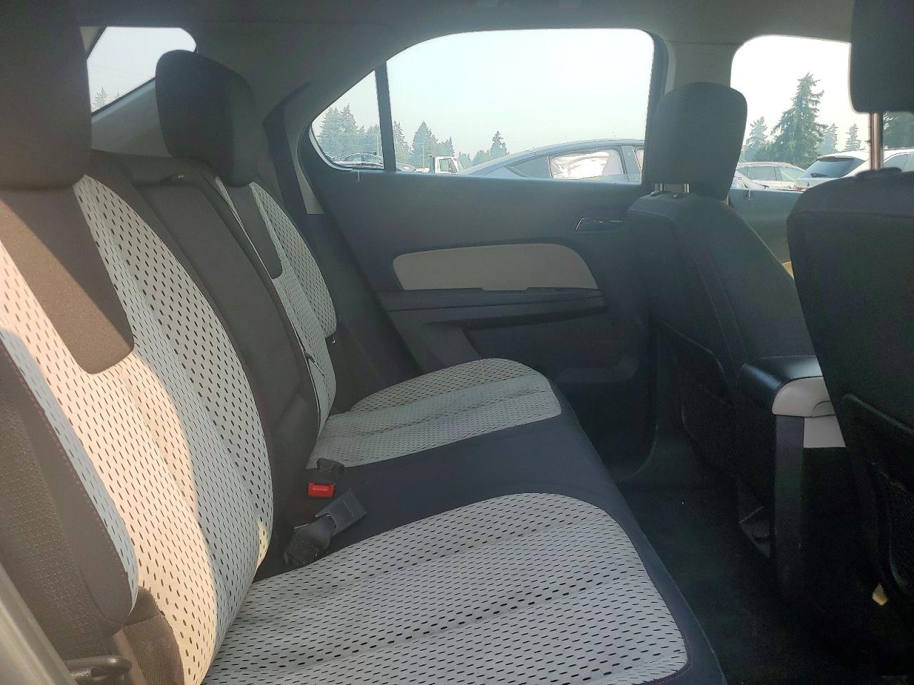 2010 Chevrolet Equinox Ls Silver vin: 2CNALBEW0A6413240
