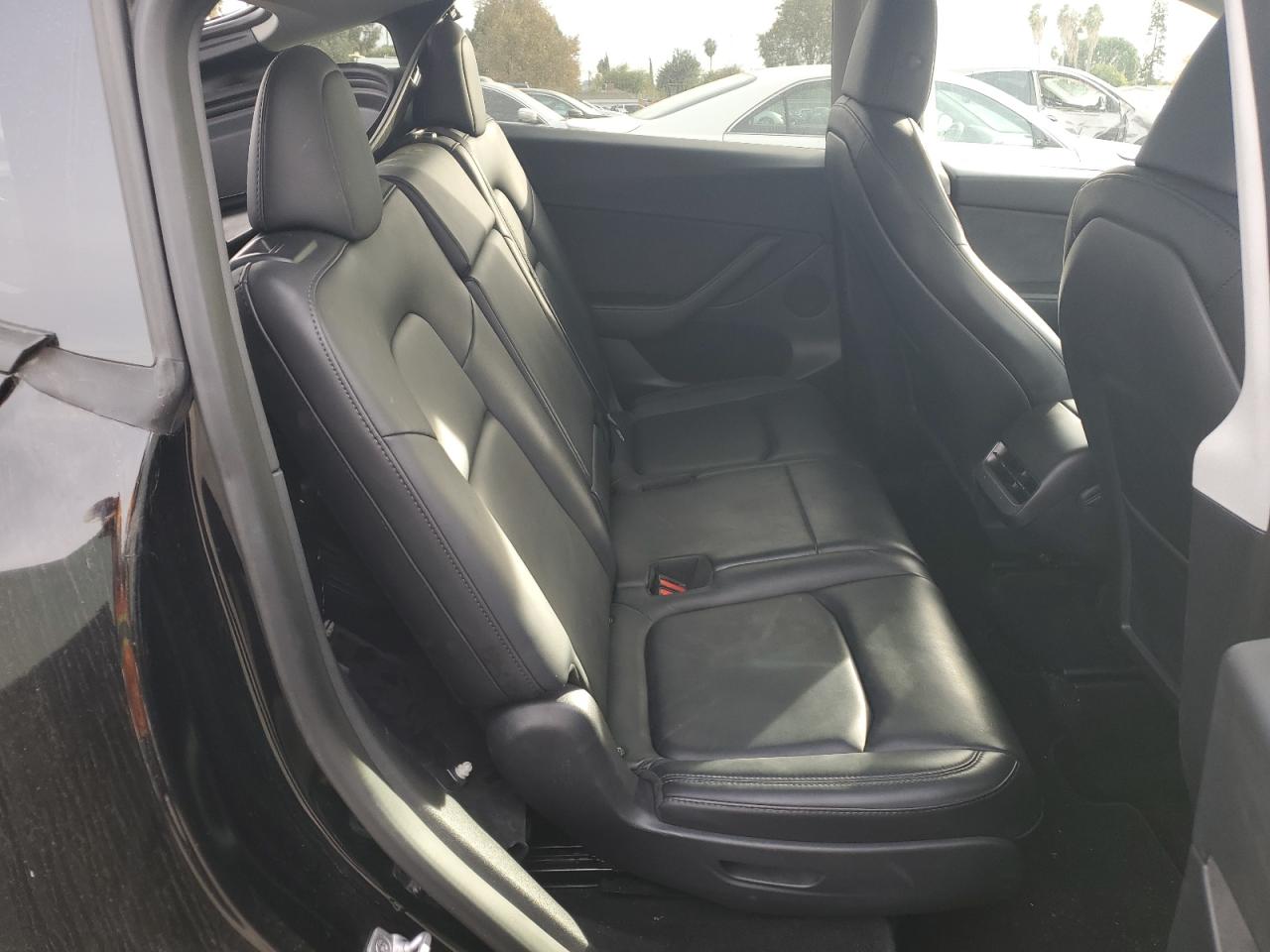 2023 Tesla Model Y Черный vin: 7SAYGAEE2PF740429